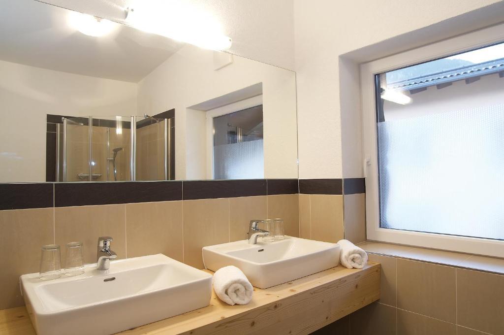 Anblick Appartement With Lake View Zell am See